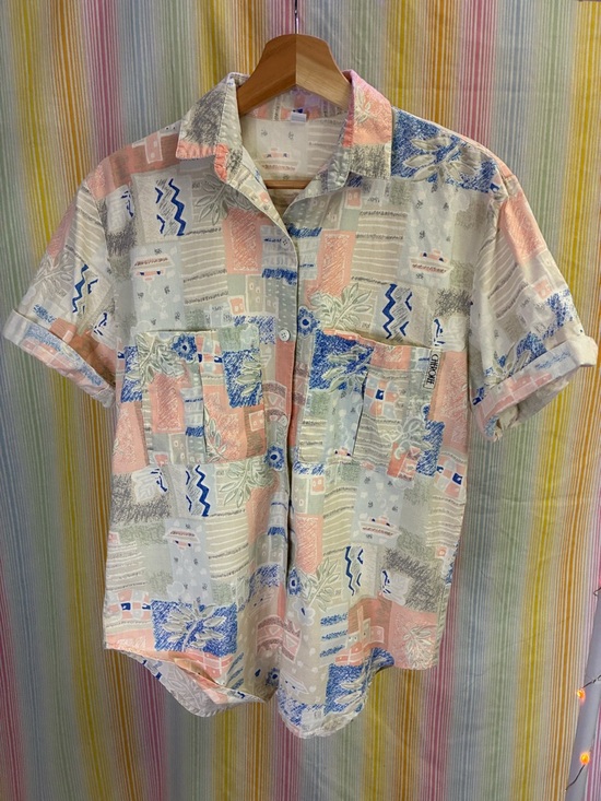 Cherokee Tops - Vintage Cherokee Hawaiian style button down short sleeve shirt, size S